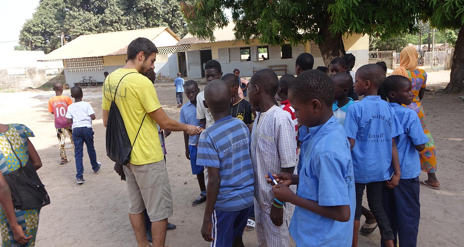 humanitarian project supporting school africa